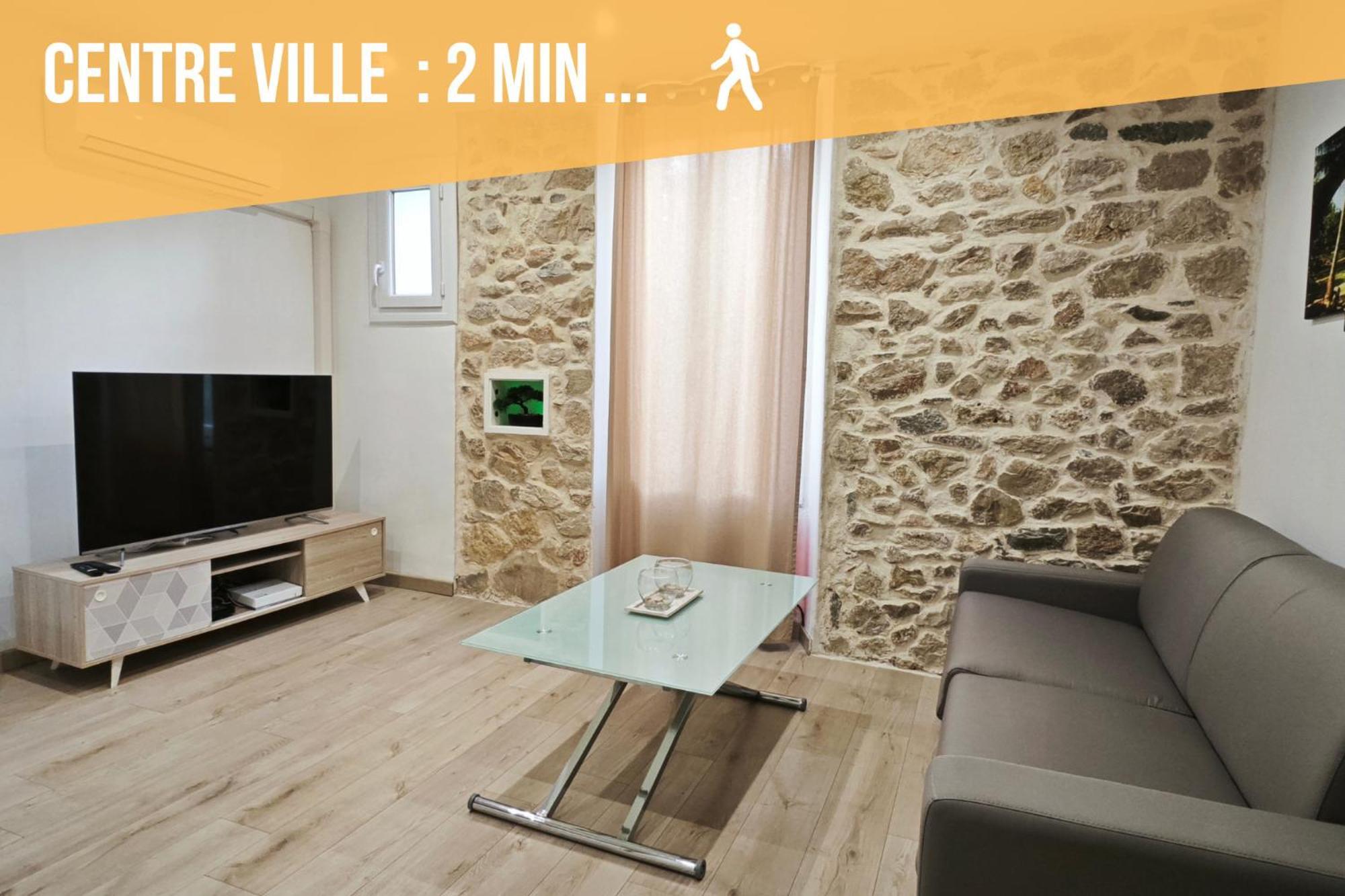 Appartement Tout Confort A 2 Pas Du Centre Ville 오바뉴 외부 사진
