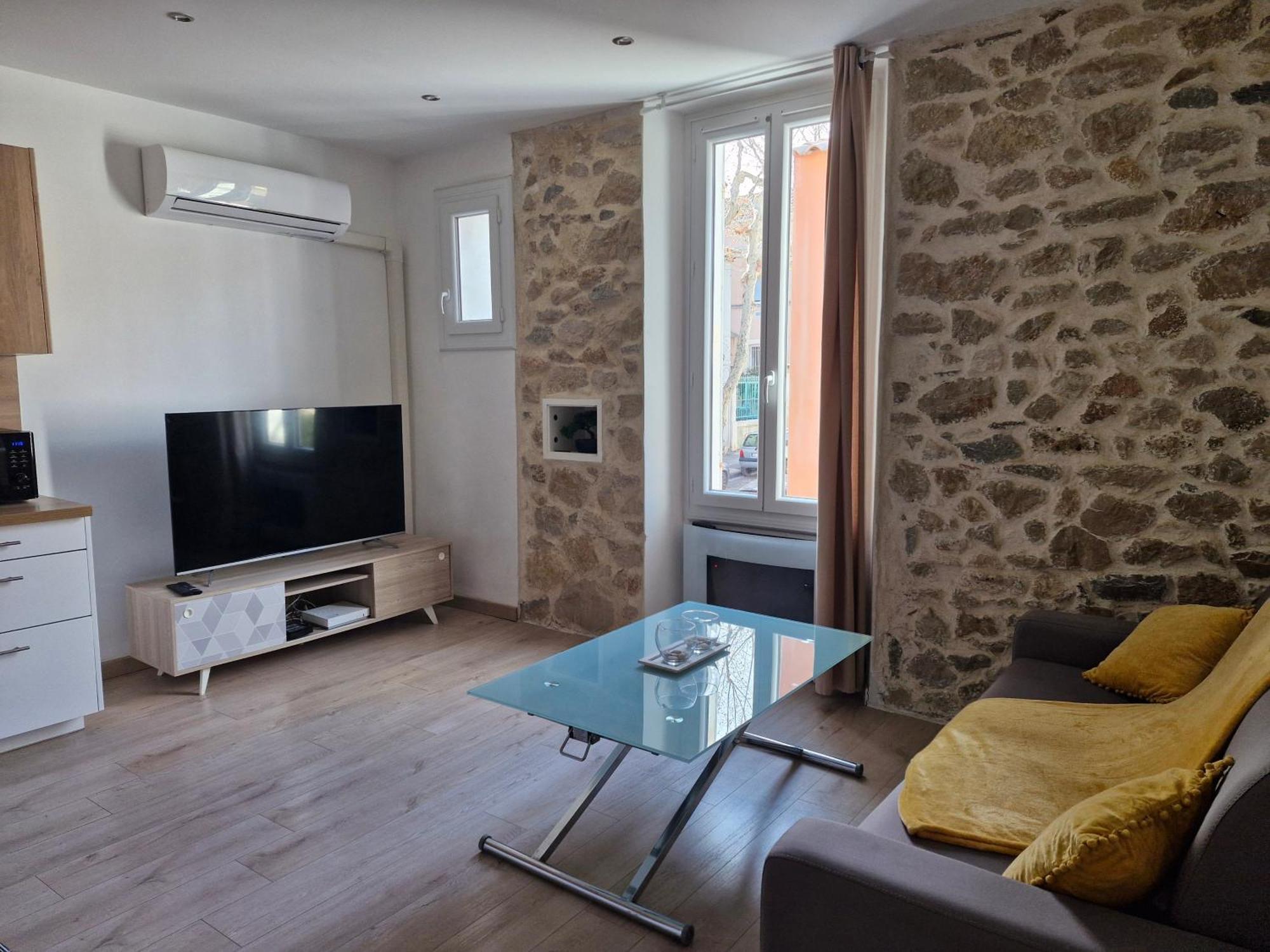 Appartement Tout Confort A 2 Pas Du Centre Ville 오바뉴 외부 사진